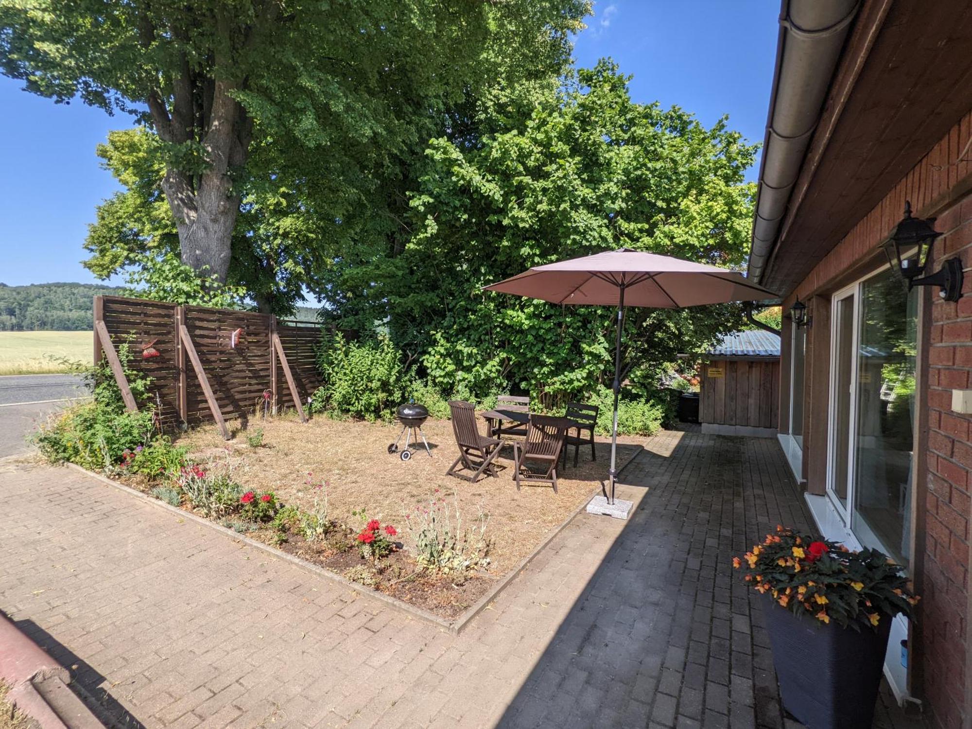 W5 - Urlaubsmagie - Wohnung Mit Grill, Terrasse & Pool Lichtenhain  エクステリア 写真