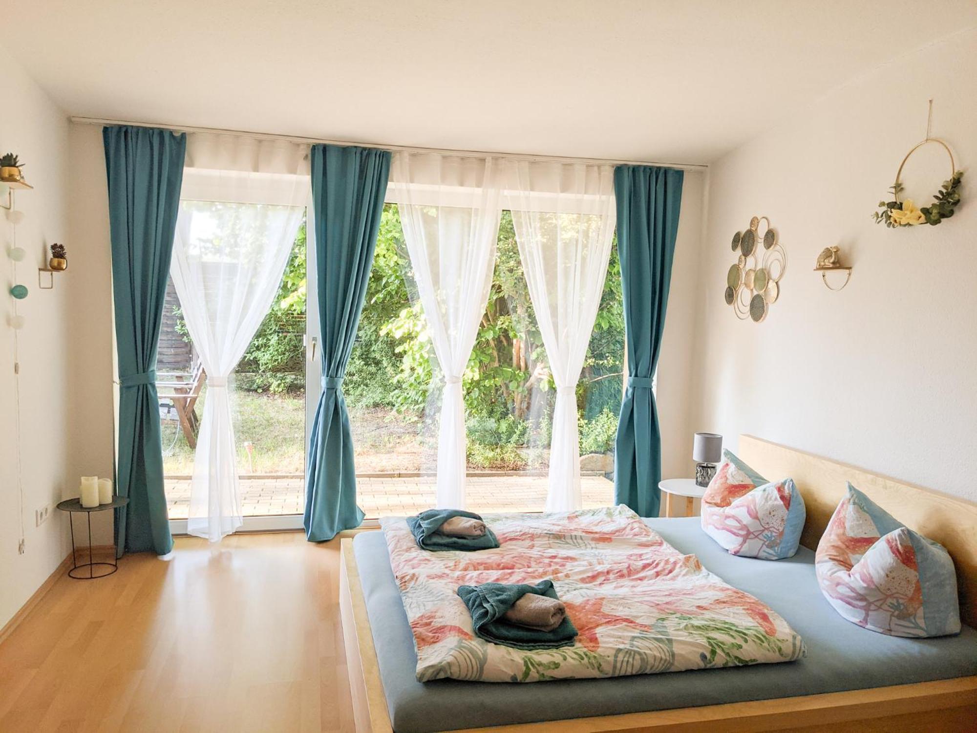 W5 - Urlaubsmagie - Wohnung Mit Grill, Terrasse & Pool Lichtenhain  エクステリア 写真