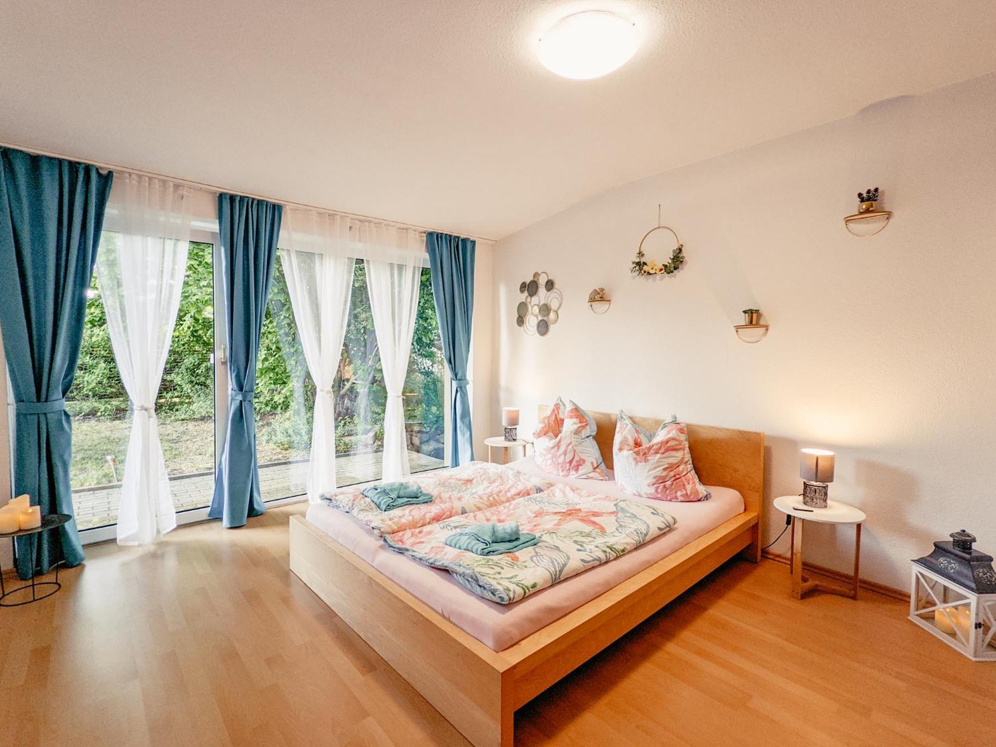 W5 - Urlaubsmagie - Wohnung Mit Grill, Terrasse & Pool Lichtenhain  エクステリア 写真